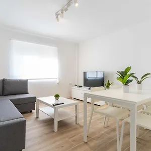 apartamento-cerca-de-la-playa-y-el-anfiteatro.catalonia-hotels.com/